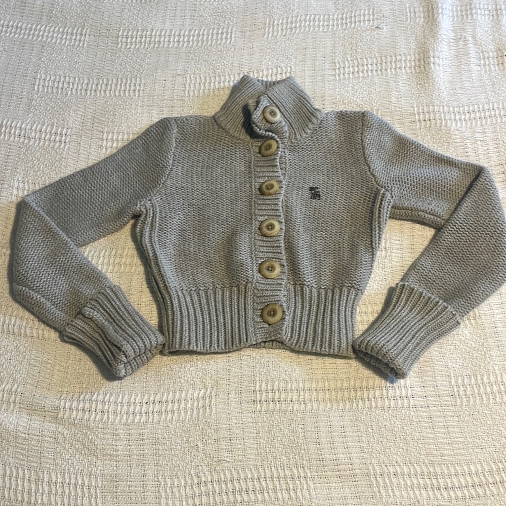 Vintage Crop Girls Abercrombie Button Up Sweater